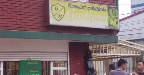PANADERIA Y CAFETERIA GUSTIPAN PANADERIA Y CAFETERIA GUSTIPAN